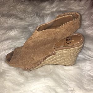 Suede Peeptoe Wedges!!!